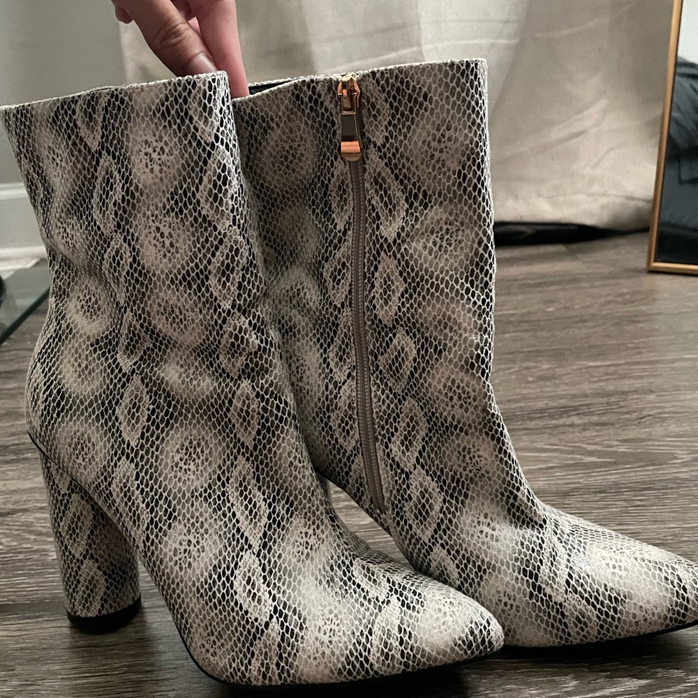 FashionNova heeled pointy toed booties